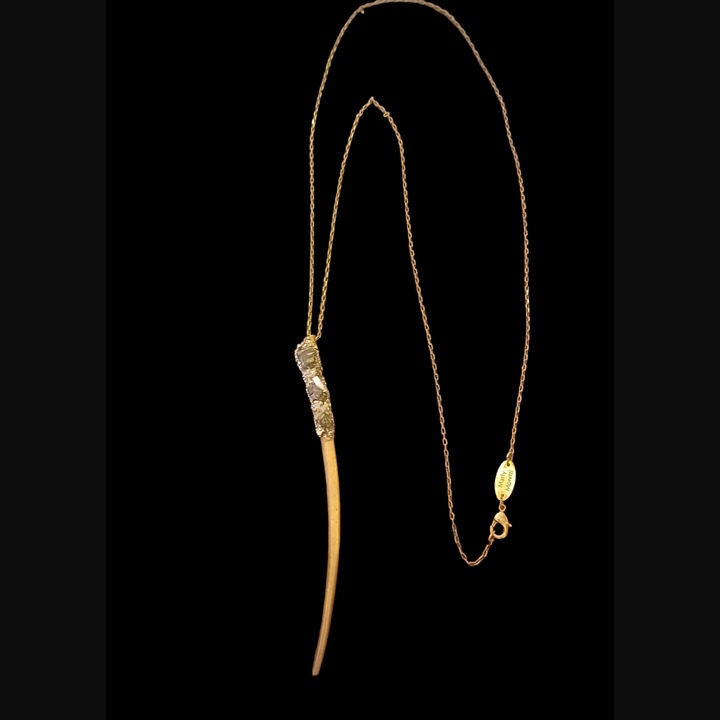 Marly Moretti Antique Gold Tone Natural Stone Horn Shaped 31.5 Necklace