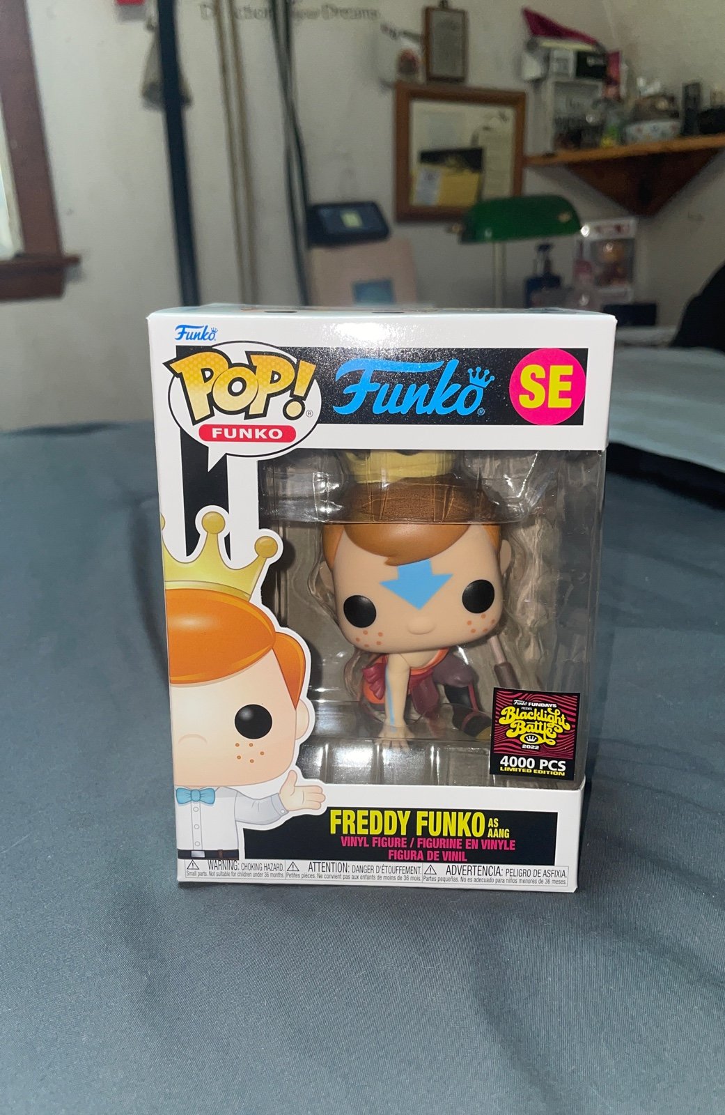 Funko Pop Freddy Funko as Aang 4000 pcs Blacklight Battle 2022