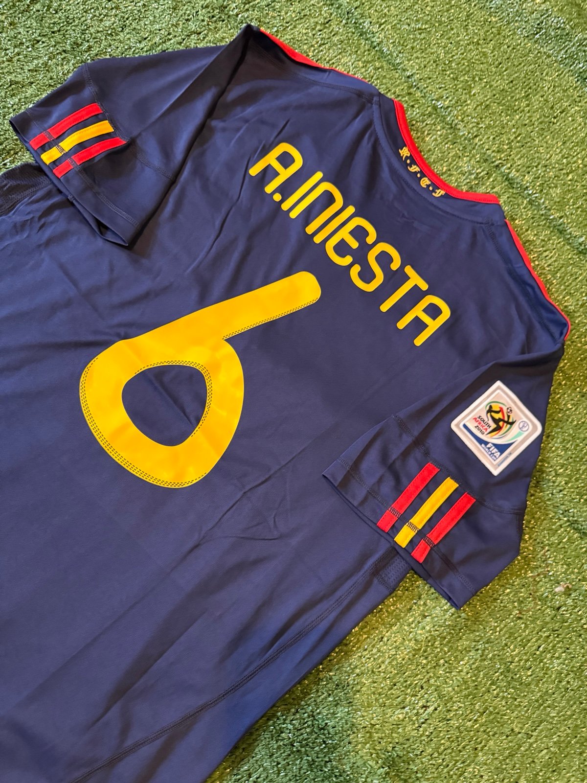 Andres Iñesta #6 Spain 2010 World Cup Final Jersey