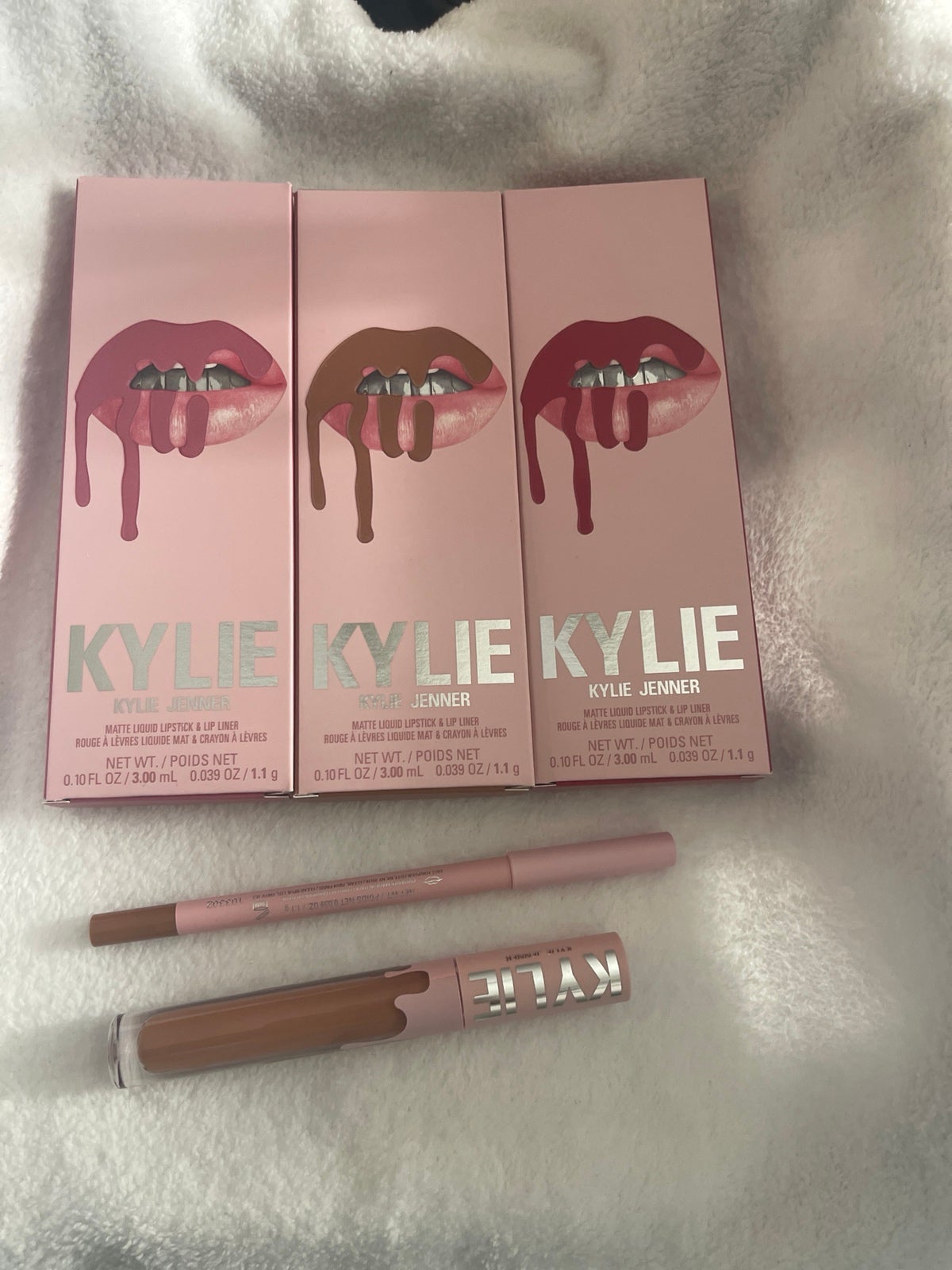 SALE! Kylie Jenner lip kit set