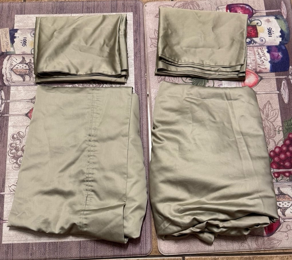 Ralph Lauren Queen sheet set