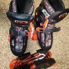 2-in-1 Rollerblades/skates