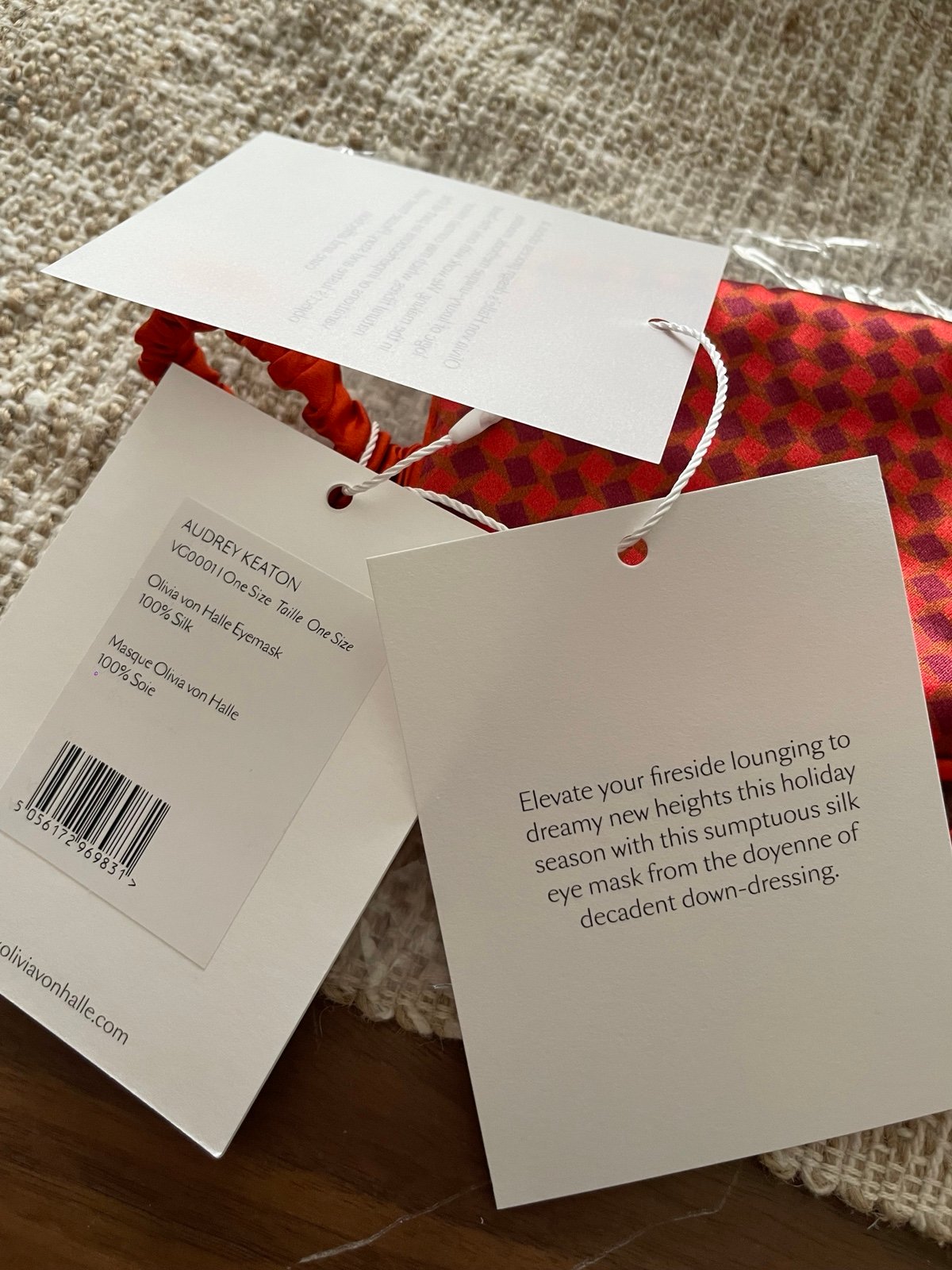 Olivia Von Halle Audrey Keaton Silk Sleep Eye Mask red checkered - detail