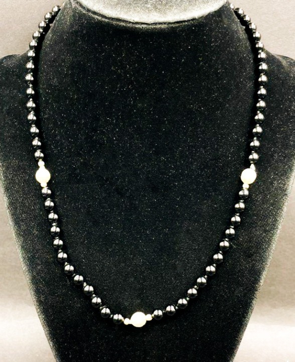 14k Gold Beaded Necklace With Gold & Onyx Beads 22 Grams, 18" Vintage