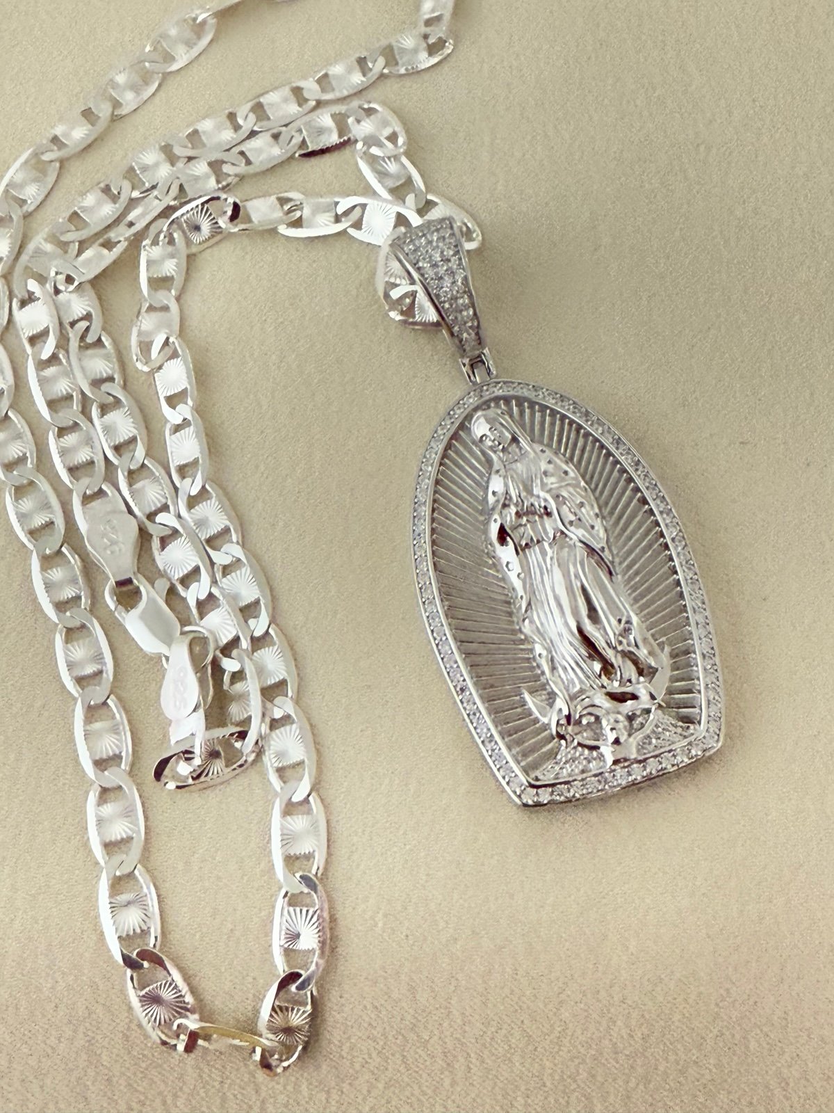 925 Sterling Silver Virgin Mary Necklace 22 inches