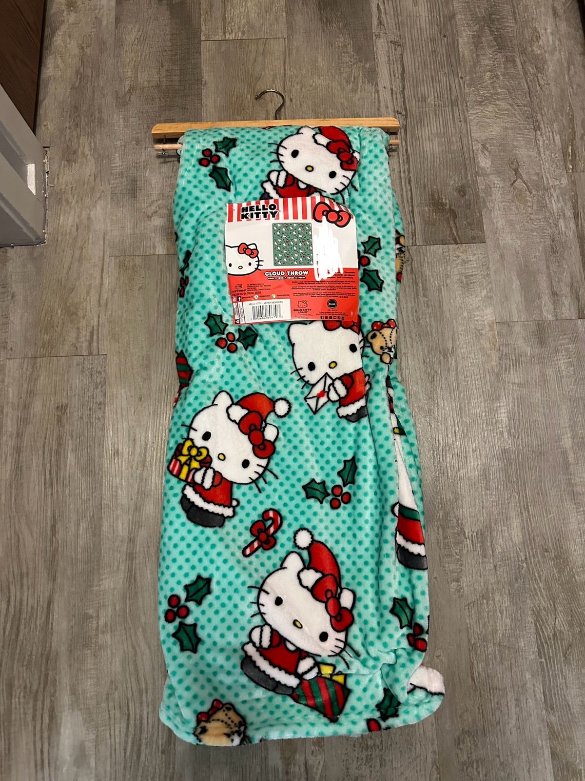 Hello kitty Christmas blanket