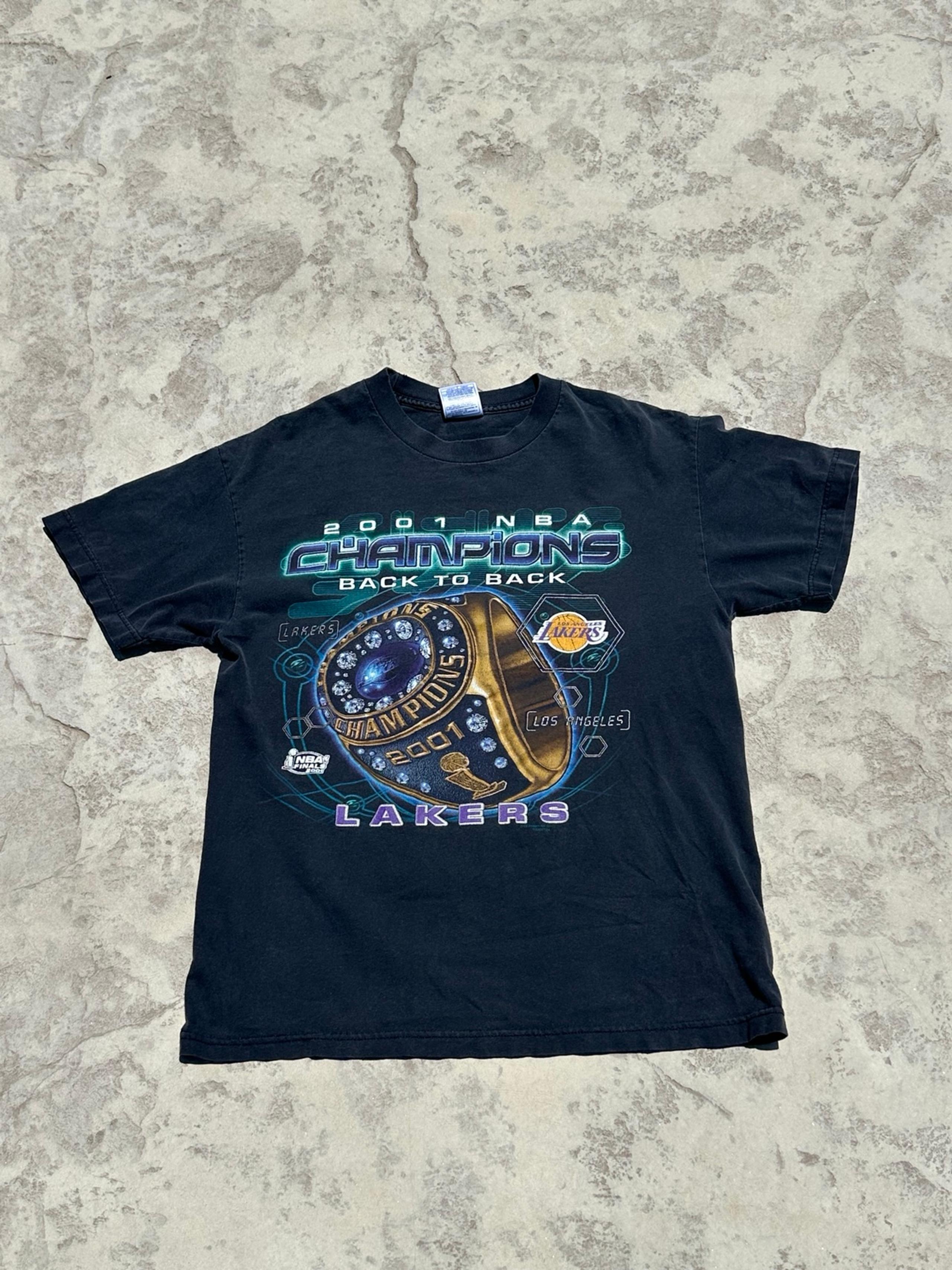 Vintage Los Angeles Lakers 2001 NBA Champions Back To Back Shirt Size L