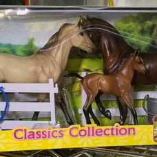 Breyer Classics Sport Horse Family