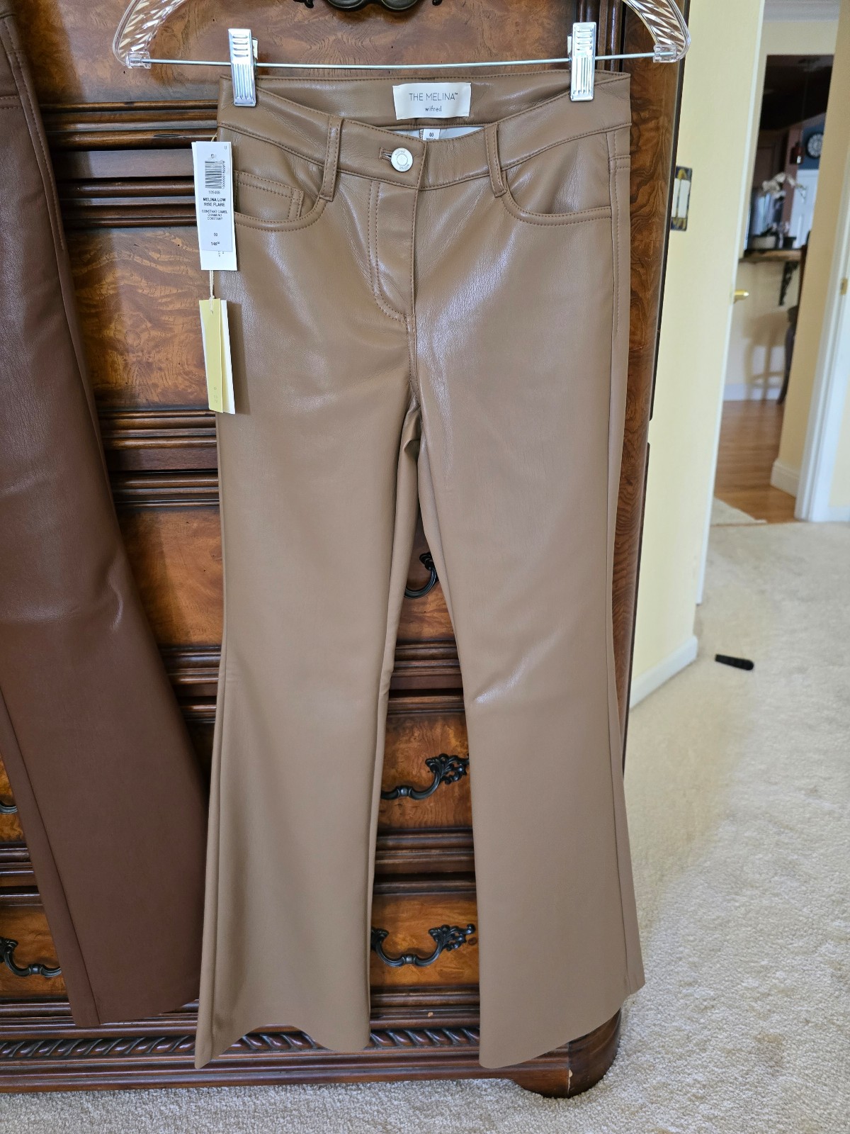 ARITZIA Wilfred Camel Melina Low Rise Faux Leather Flare Pants 00 NWT