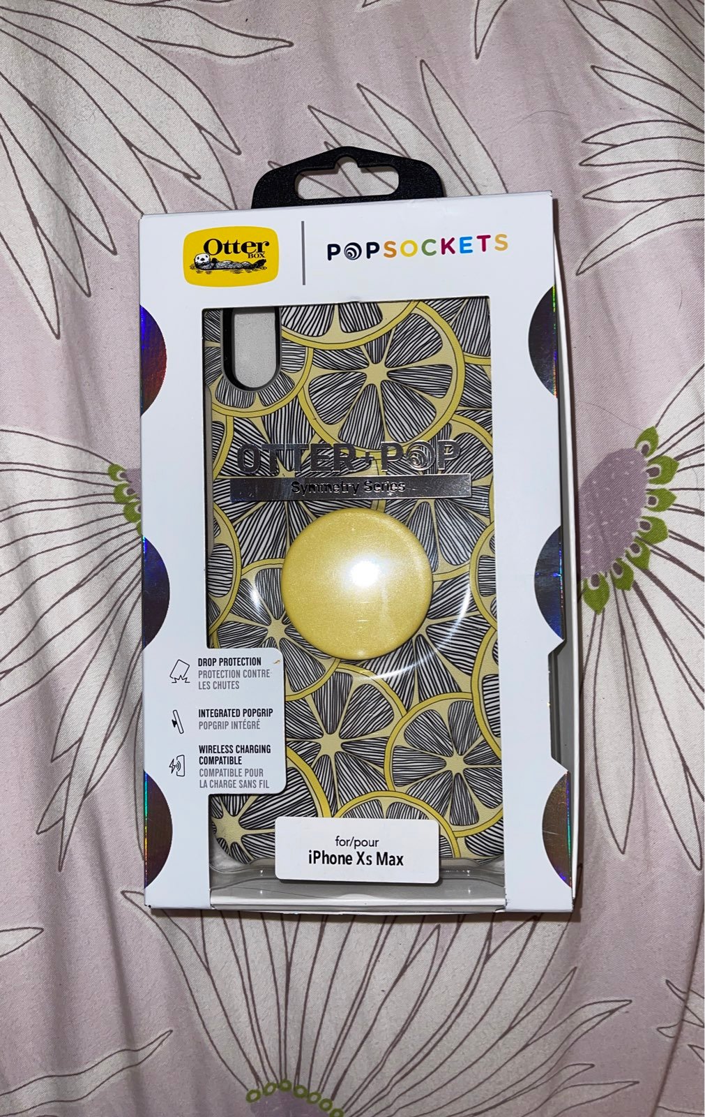 Iphone xs max otter pop case