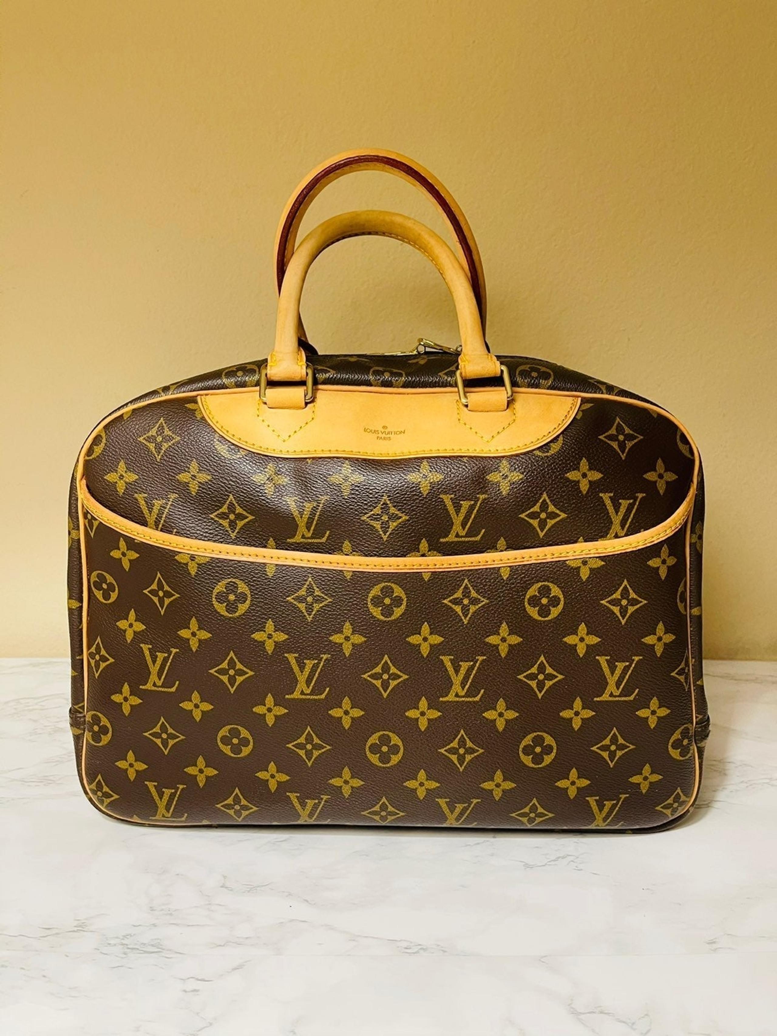 Auth Louis Vuitton Deauville