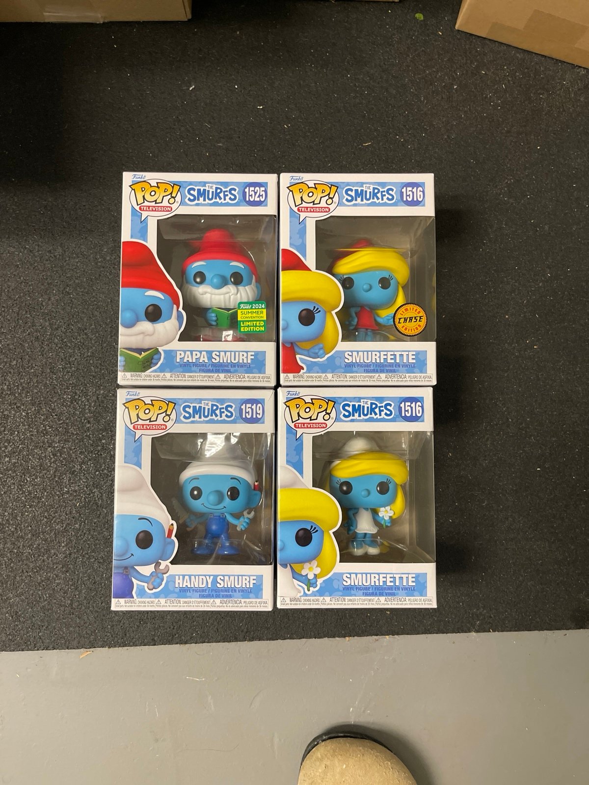 Funko Pop Smurfs bundle with chase