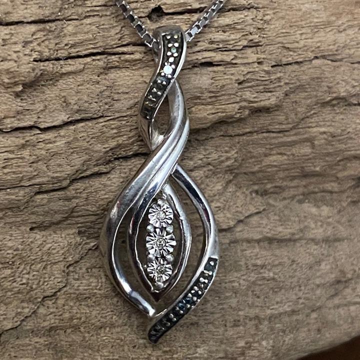 Marquise Pendant Necklace Box Chain Sterling Silver 925 Twisted CZ 18-Inch