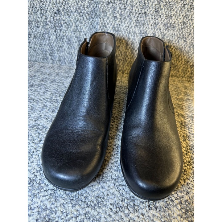 Dansko Women's Black Leather Ankle Boots Size 37 With Side Zipper & Low Heel