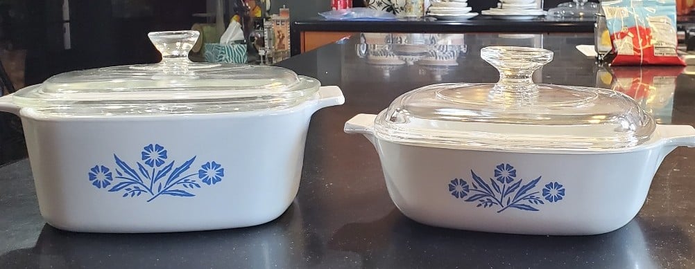 2 Vintage Lidded Corning Ware Blue Cornflower Casserole Dishes