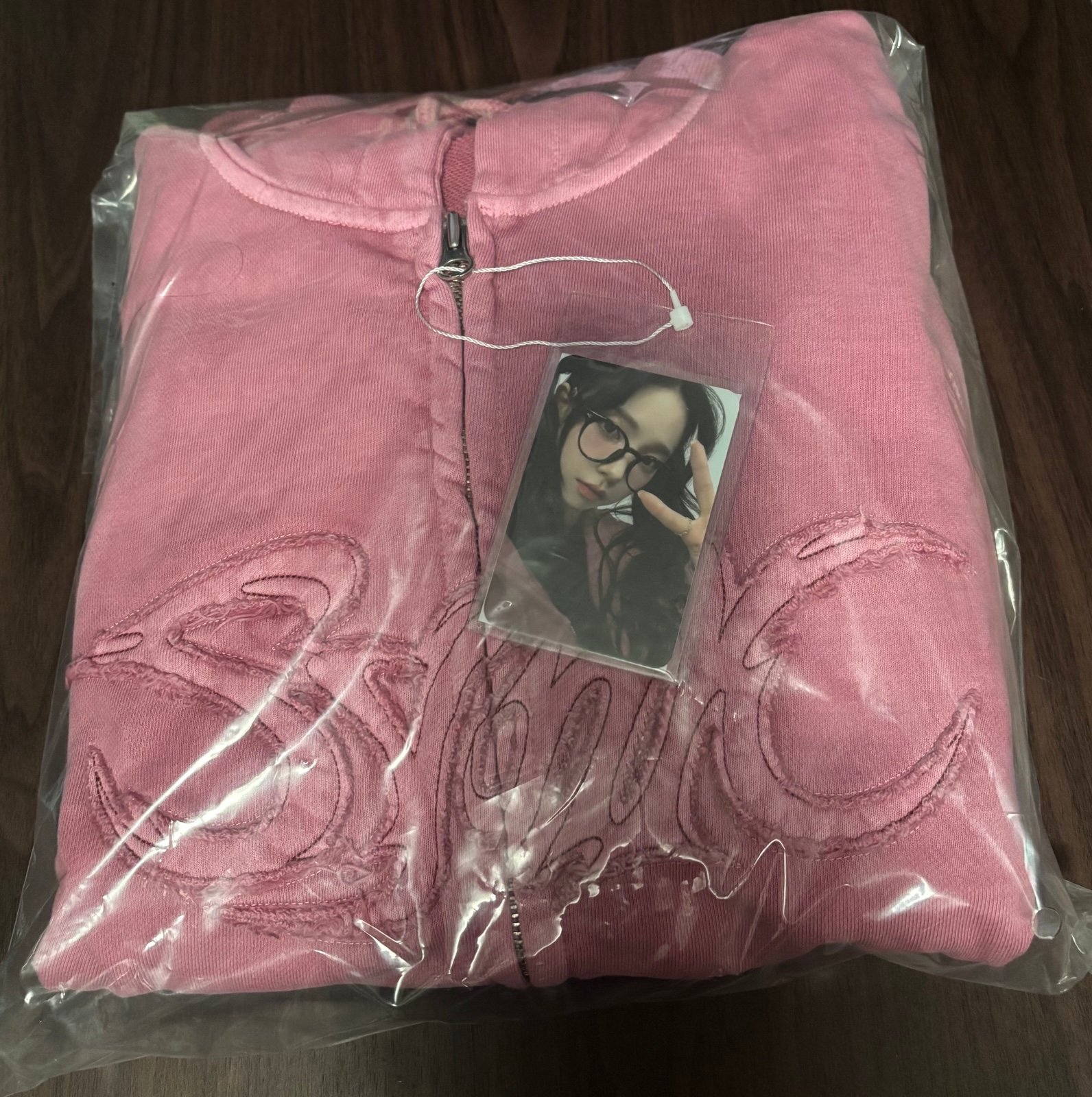 aespa Karina SYNK: PARALLEL LINE ENCORE MD Pink Hoodie Zip-up