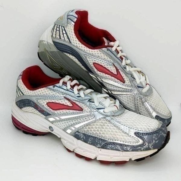 Brooks Adrenaline GTS 9 Women's Pre-owned White/Red Running Sneakers - sz. 6 1/2