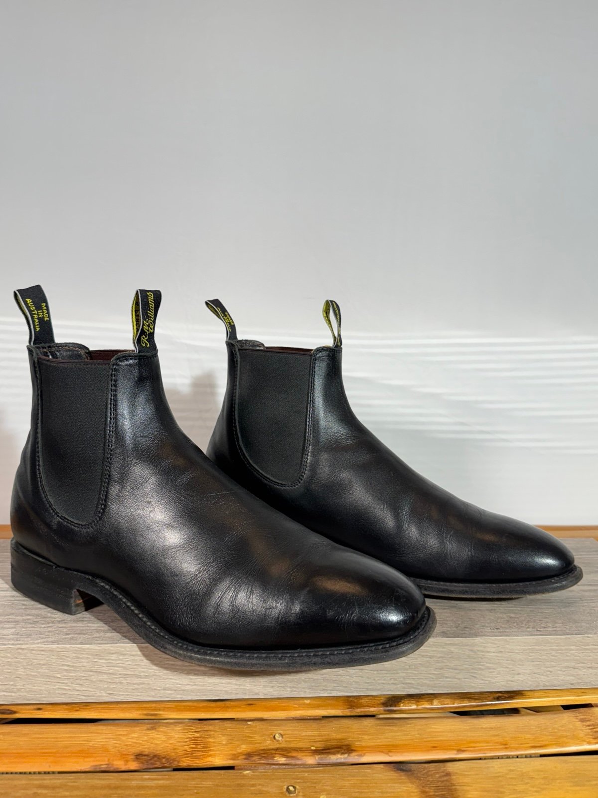 RM Williams Craftsman Men’s Black Yearling Chelsea Boots Size 12 E US (11 H UK)