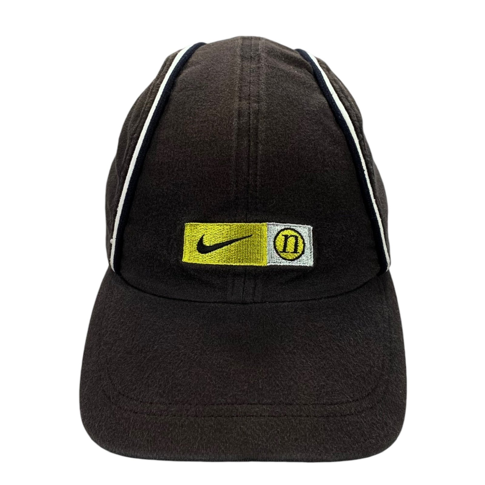 Neon yellow 2025 nike hat