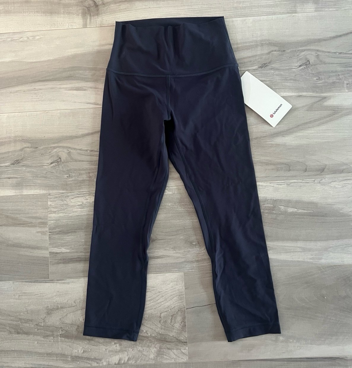 Lululemon align HR Crop 21”