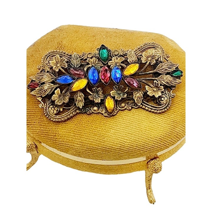 Beautiful Vintage Unsigned Czechoslovakian Brooch (A4838)