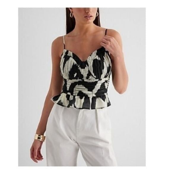 NWT, Express Sweetheart Neckline Peplum Cami, Size XS