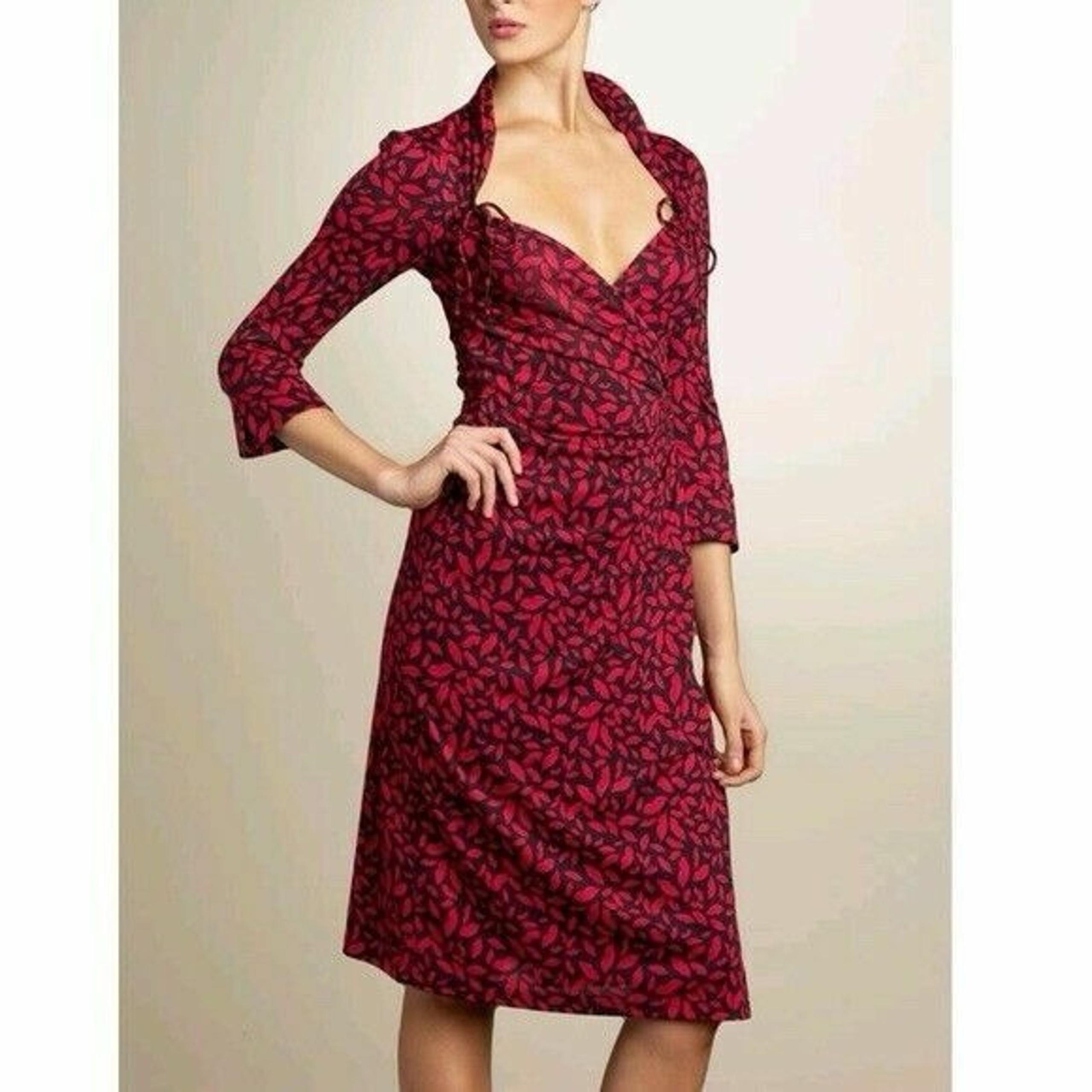 DVF Diane Von Furstenberg Iconic Silk Wrap Dress Gildred Red Black Lips Print 8