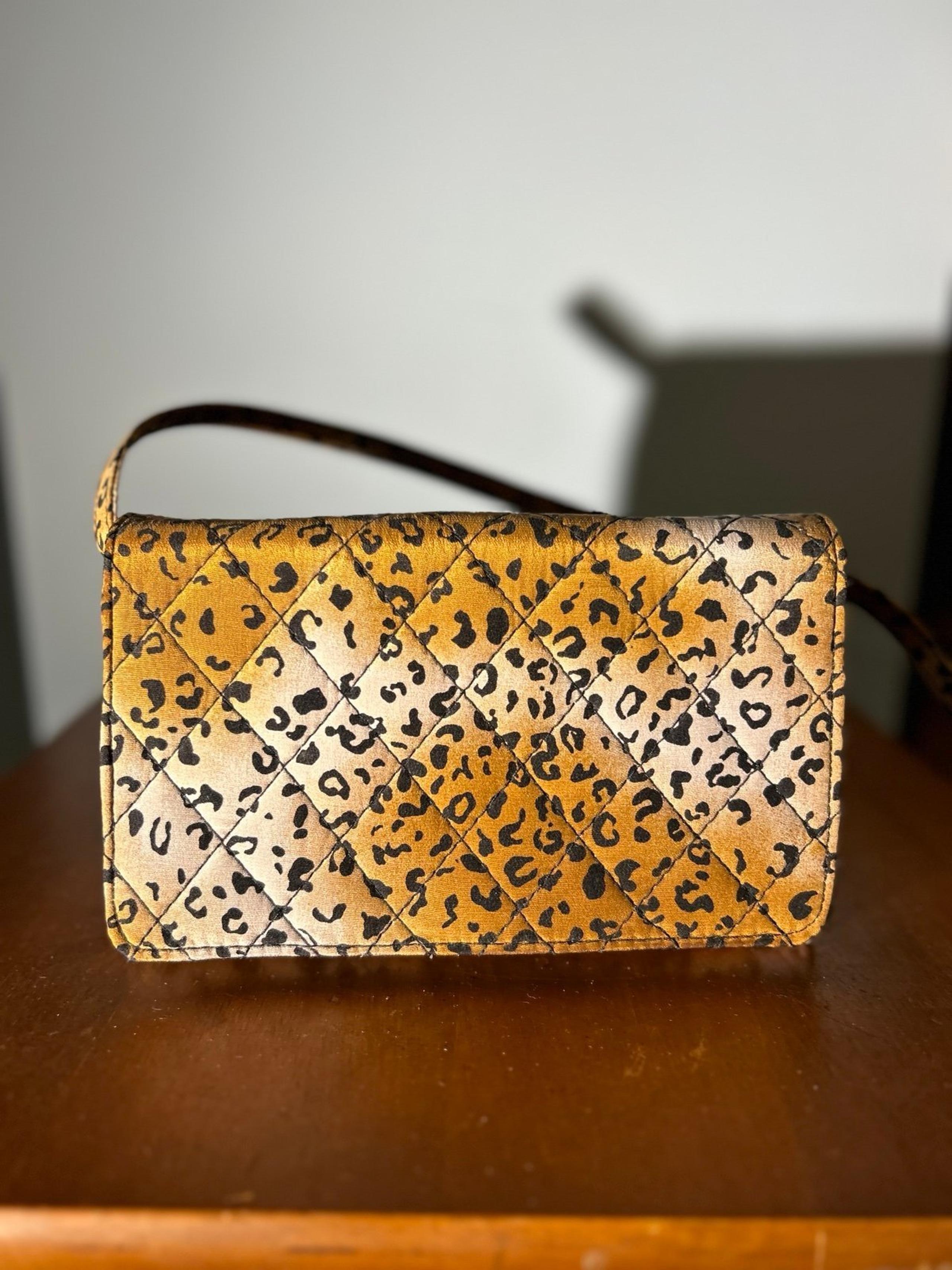 womens handbag