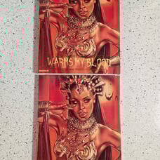 Unearthly cosmetics warms my blood palette