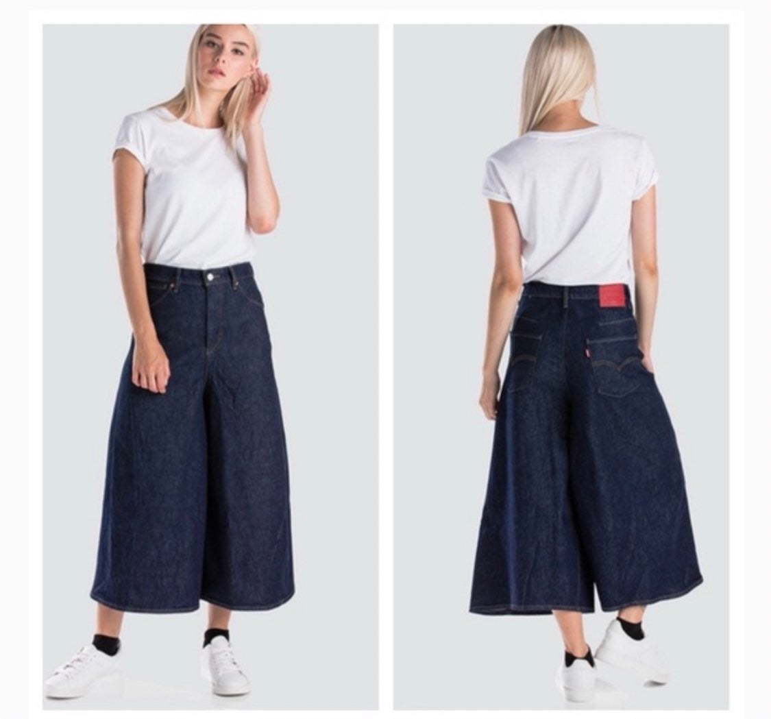 Levi's Engineered Jeans Wide Leg Cropped Sz 24 NWT