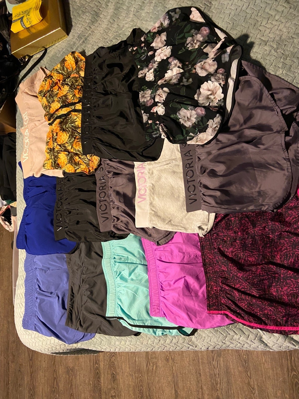 14 LG Victoria’s Secret shorts