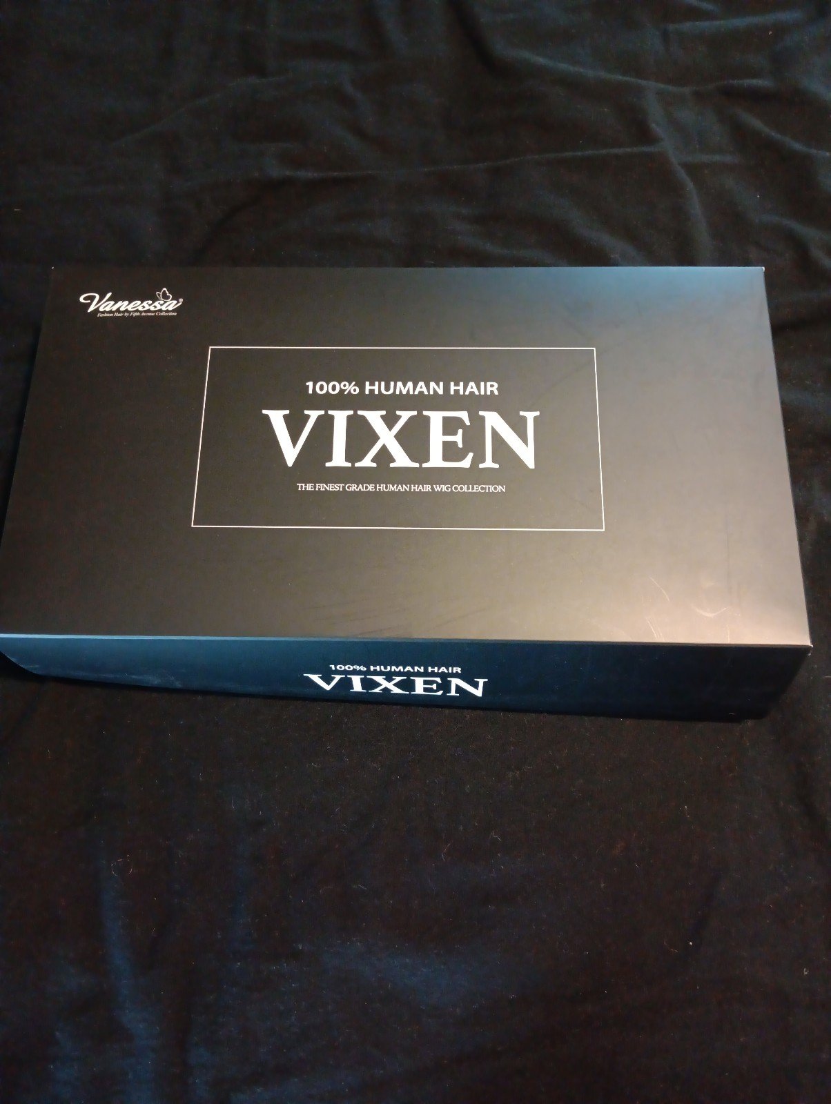 New in box Vanessa Glen wig in dark brown