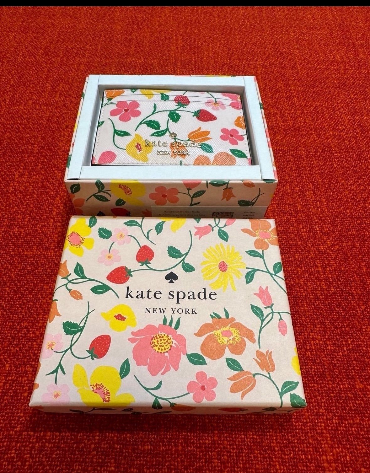NWT Kate spade KG628 card case