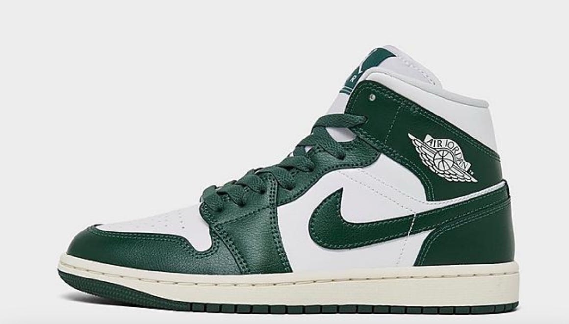 Nike High WOMEN'S AIR JORDAN RETRO 1 MID CASUAL SHOES SIZE 9