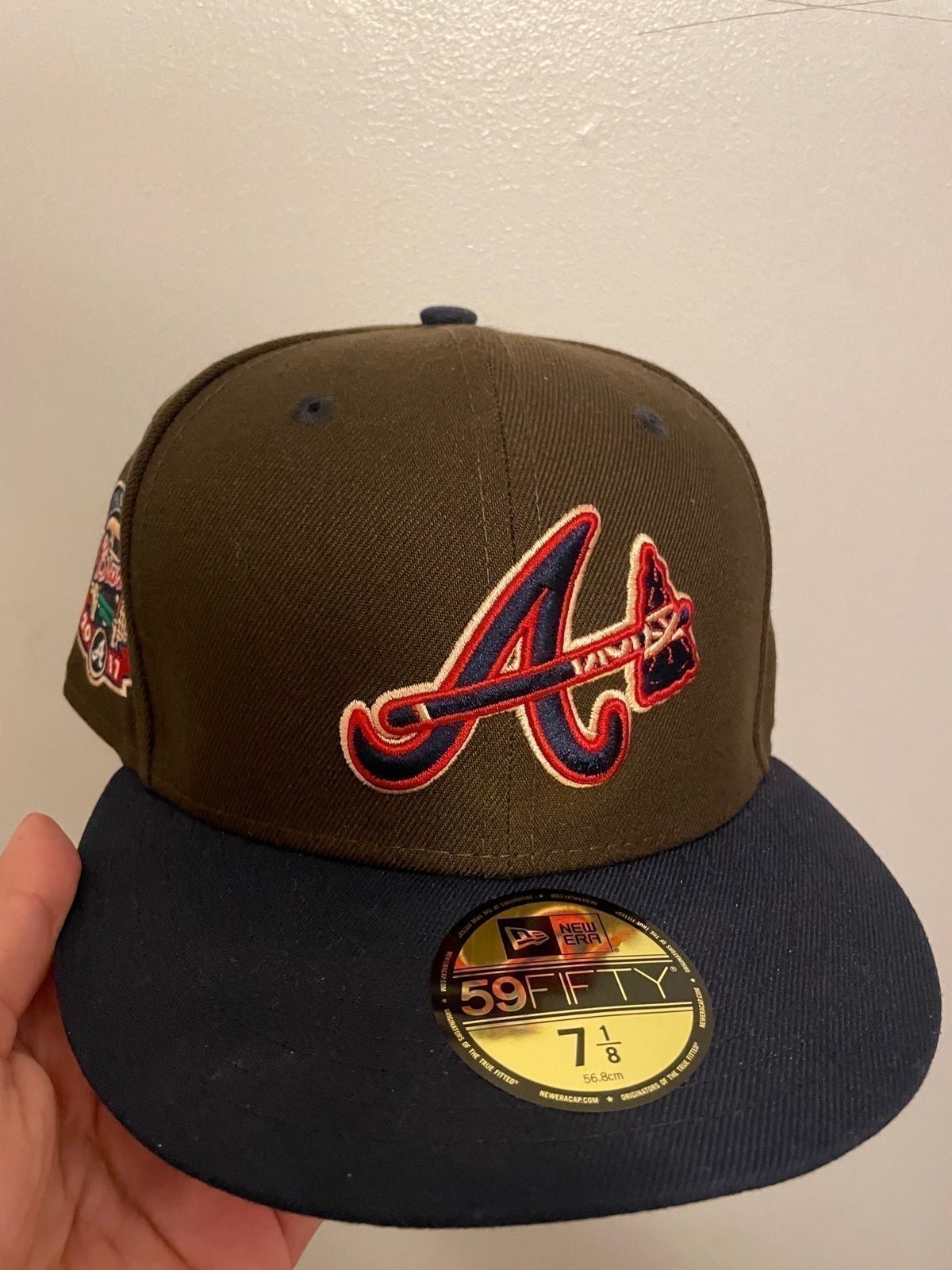 Capsule Atlanta braves red clay size 7 1/8 brand new sold out