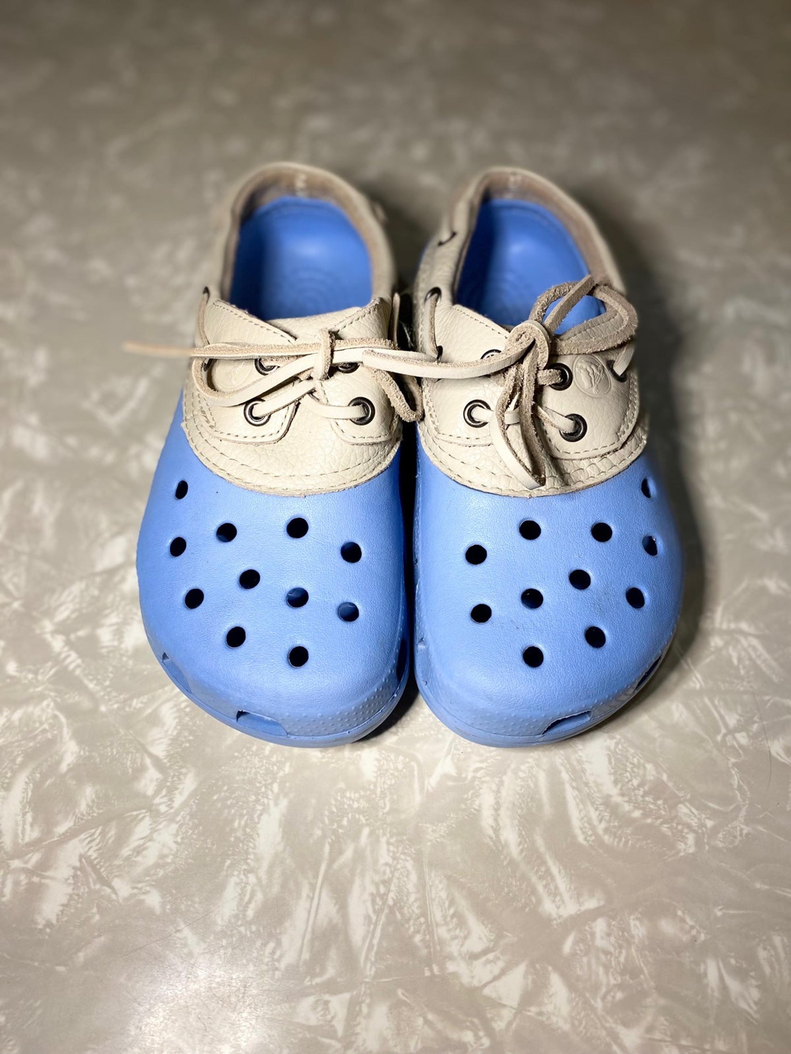 Womens Leather Laced Crocs Size 6