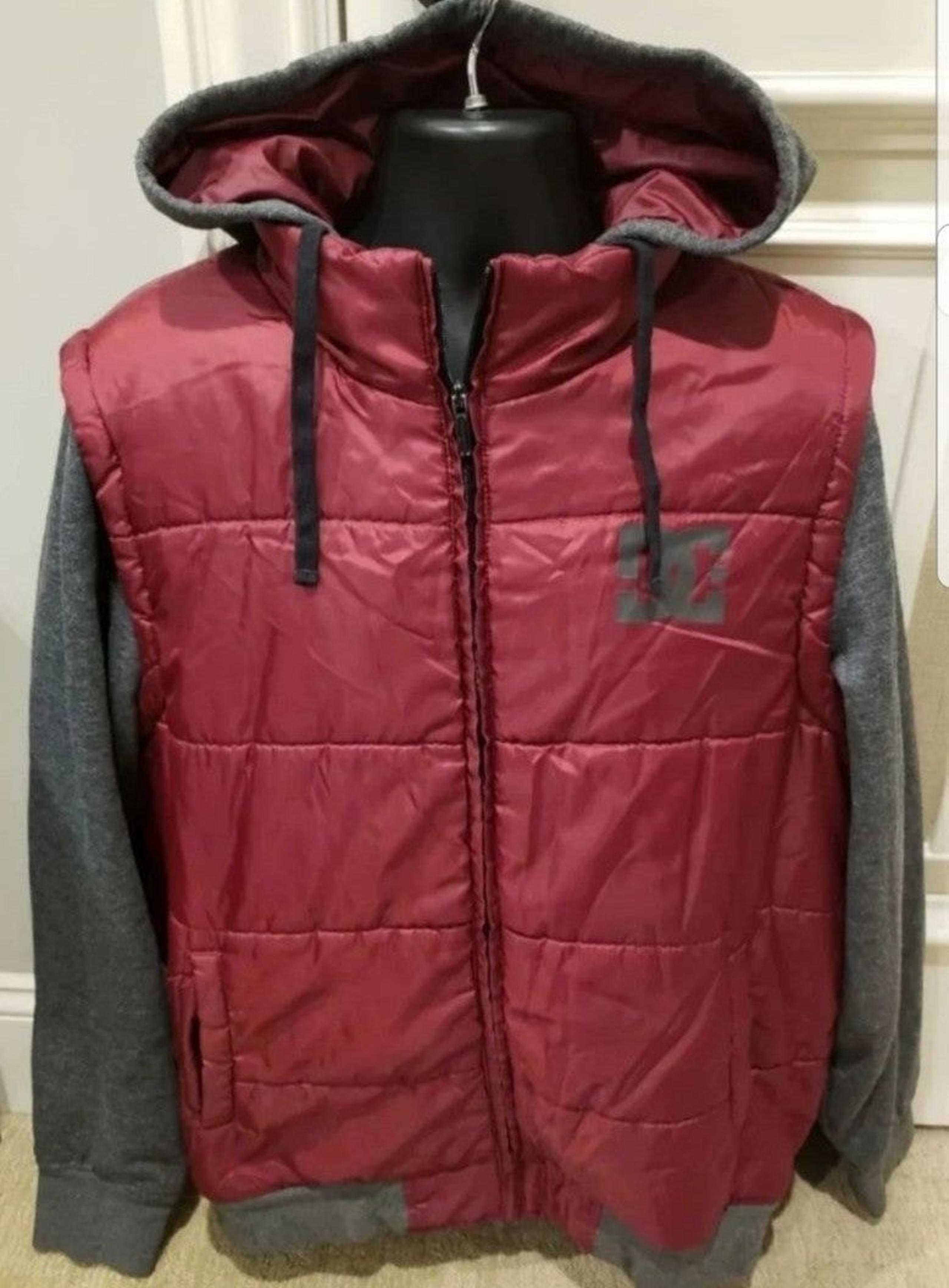 DC Puffer Zip-Up Hoodie Jacket Men's size LARGE