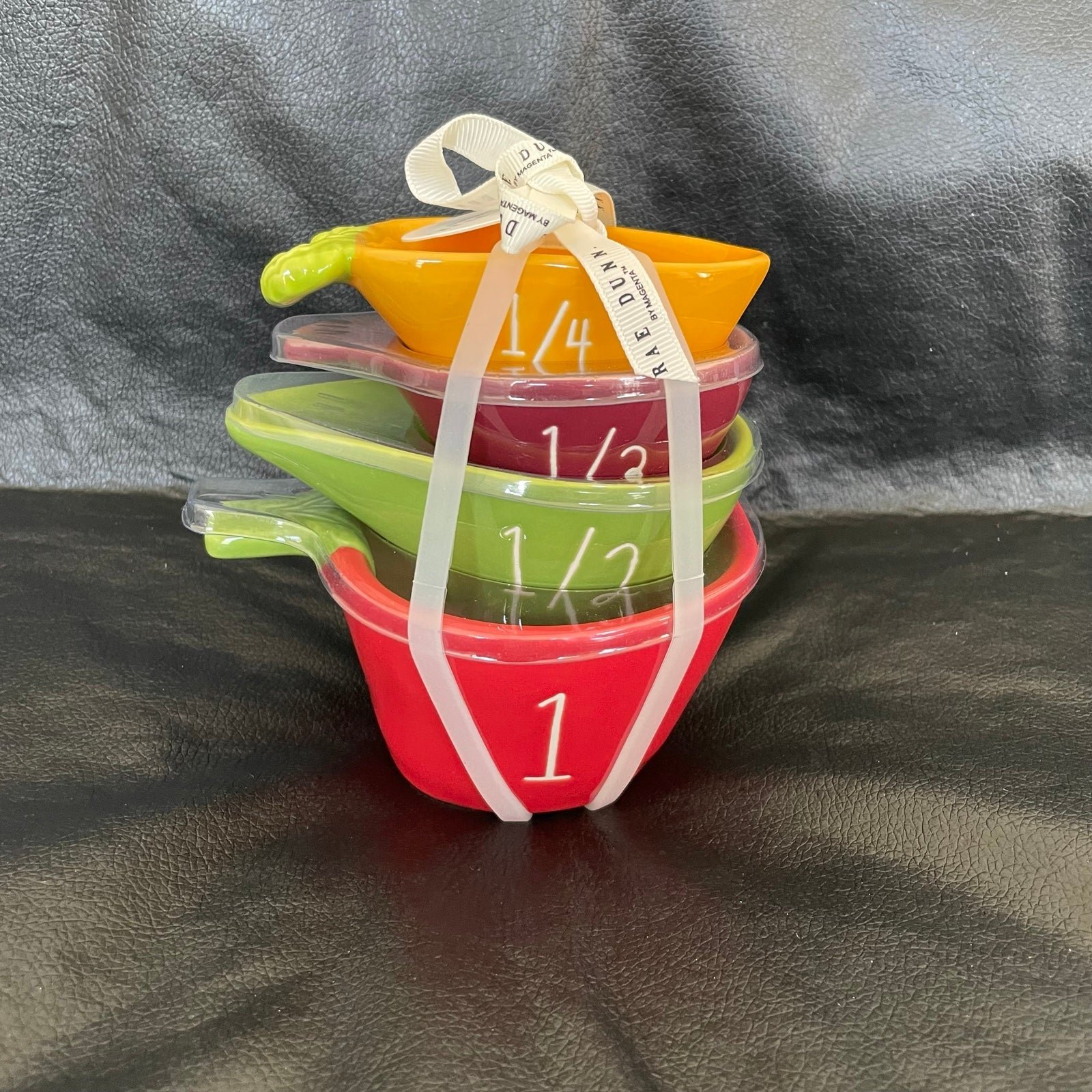 Rae Dunn GARDEN VEGETABLES MEASURING CUPS SET Avocado pepper Red green