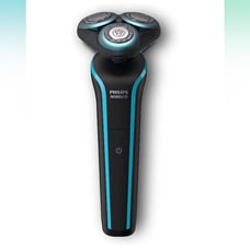 Philips Norelco Aquatouch, Rechargeable Wet & Dry Shaver with Click-On Trimmer