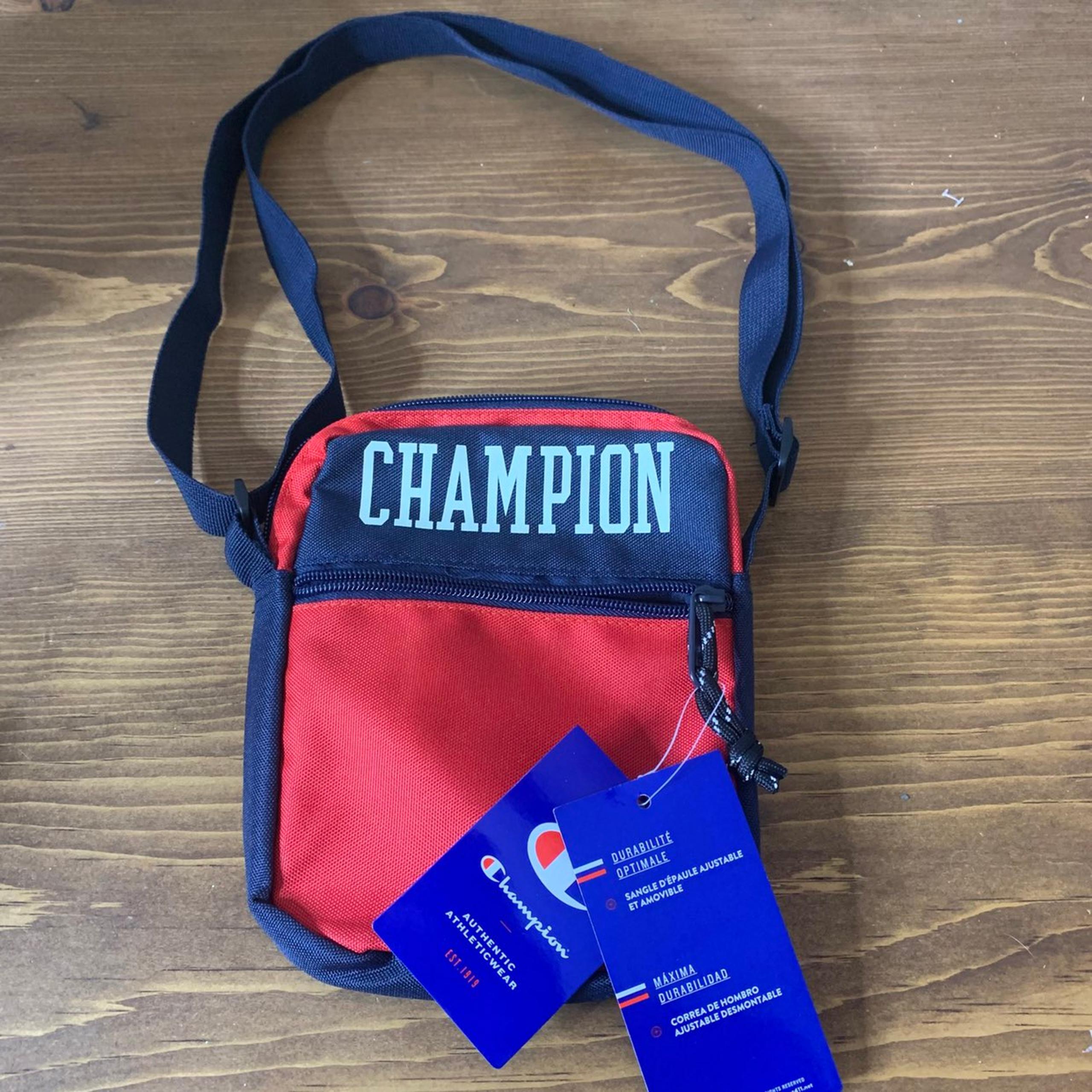 NWT Red/White/Blue Unisex Champion Crossbody Side Bag Pack