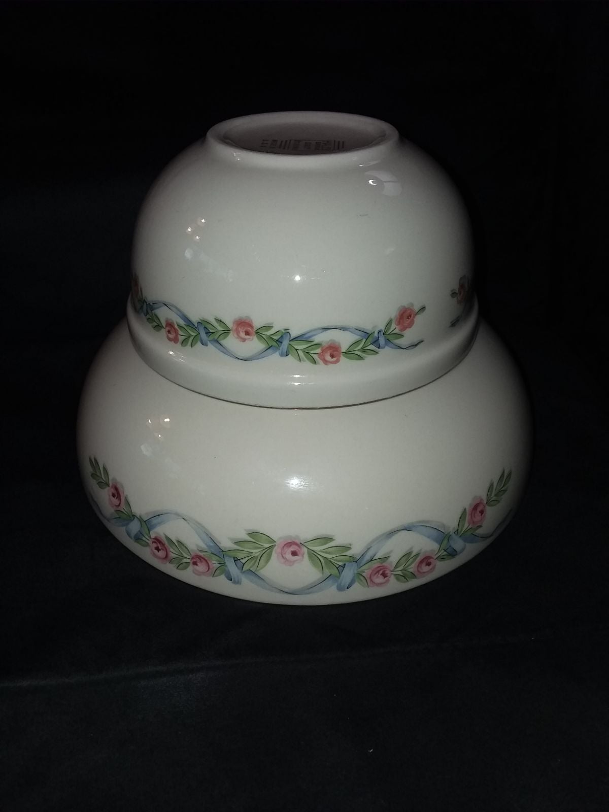 2 Vintage Hall Bowls