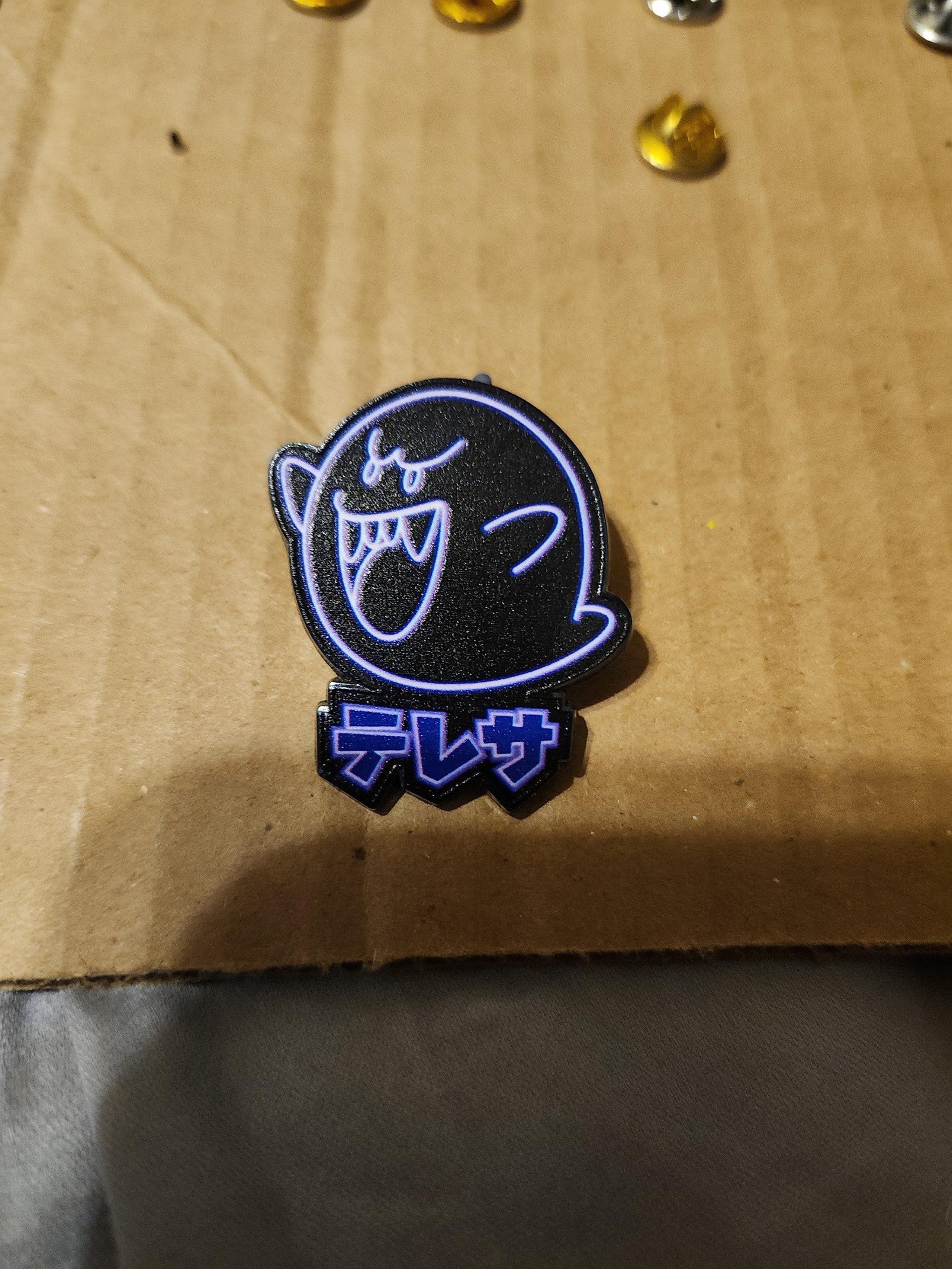Mario world boo pin