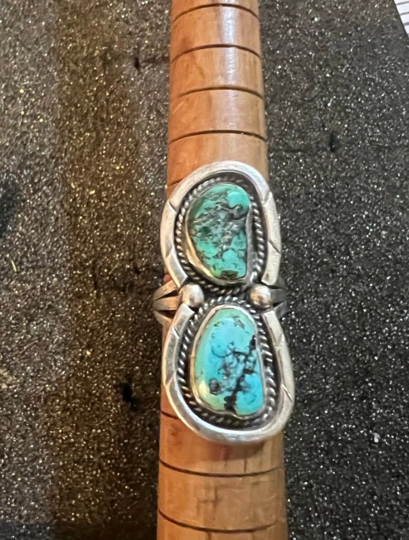 Vintage Native American Turquoise Ring
