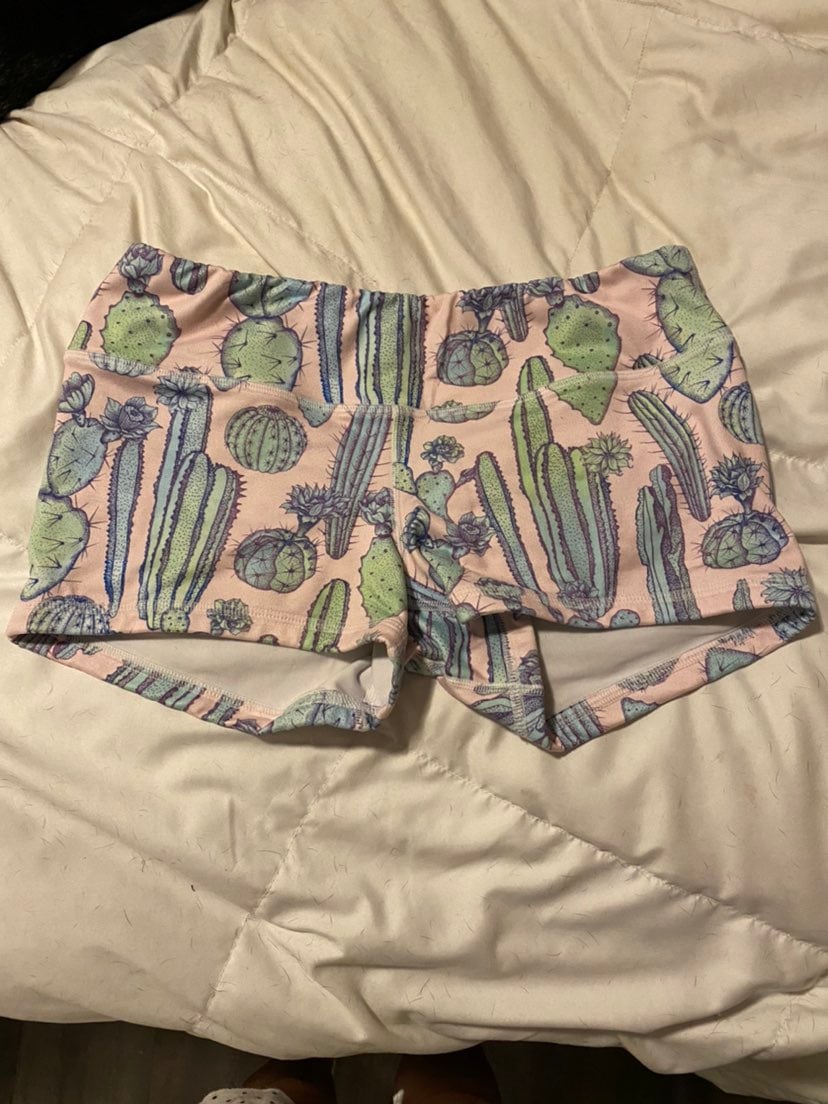 Fleo cactus shorts
