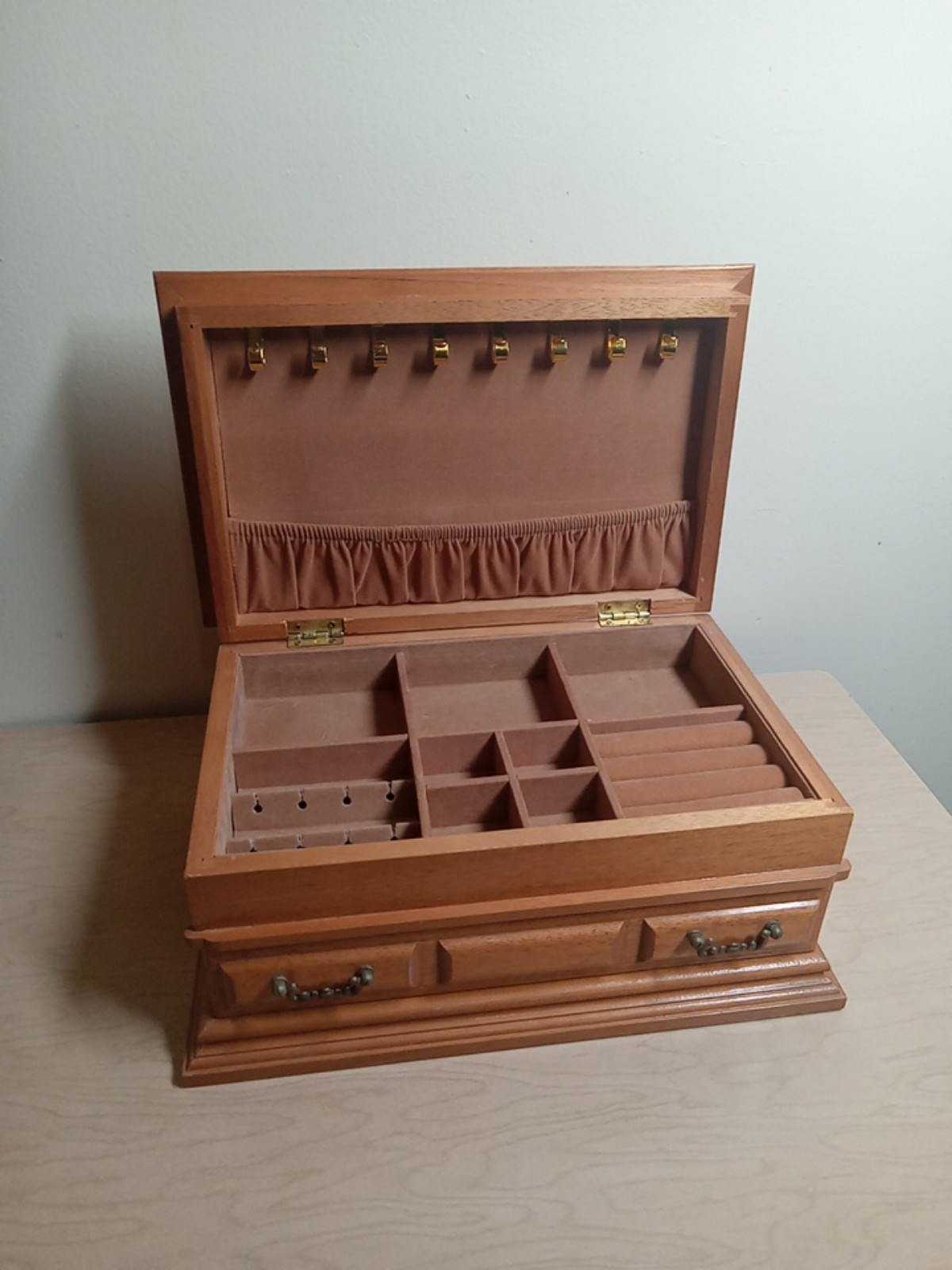 Vintage wooden Jewelry Box Brown Two Compartments Velvet Lined Gold Tones