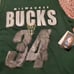 NBA MILWAUKEE BUCKS SET NWT