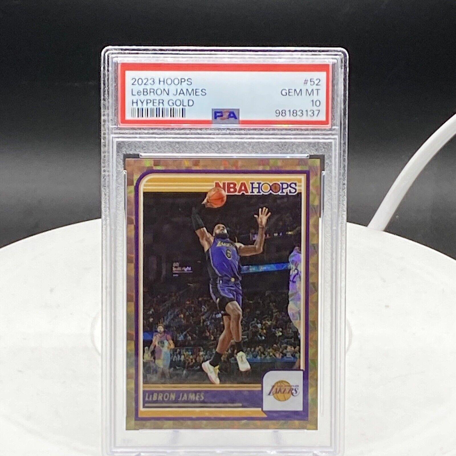 #D 8/102023-24NBA Hoops LEBRON JAMES HYPER GOLD LAKERS PSA 10. Pop 3!