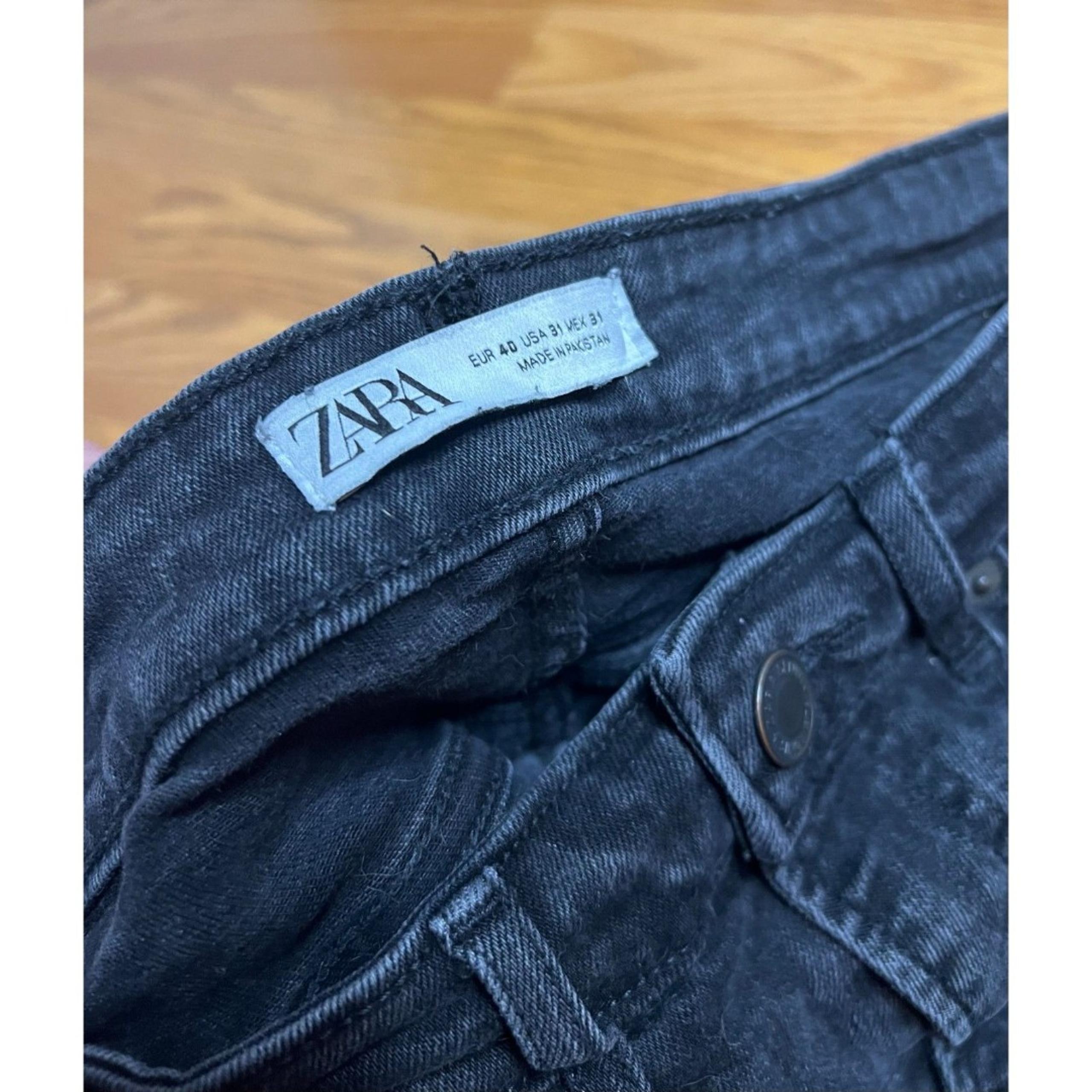 Zara - Men's Jean - Skinny Black Jean Short - 31W