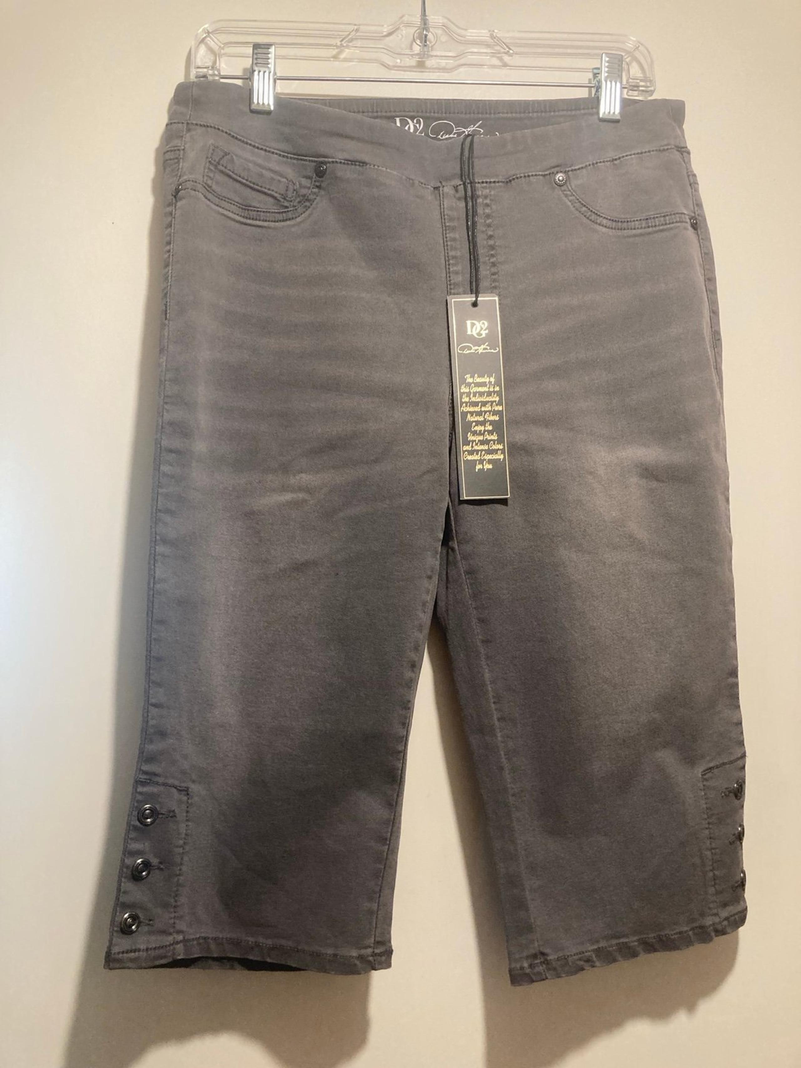 DG2 by Diane Gilman petite Bermuda shorts