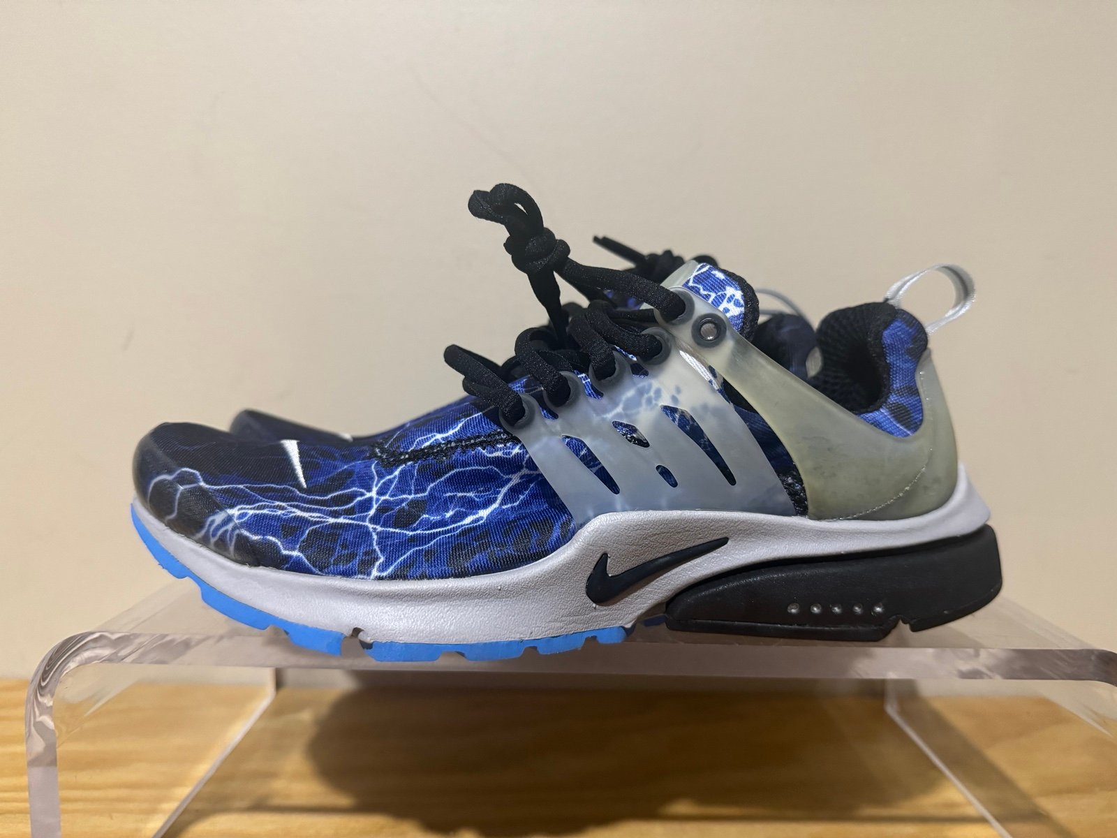 NIKE Air Presto Lighting 789870-004 Men’s Size XS (8-9) NEW Without Box